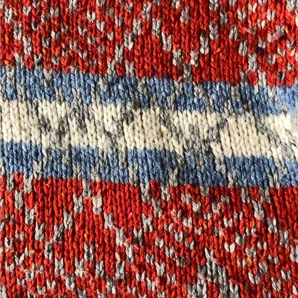 Le Moda VINTAGE Red Sweater size large - Picture 3 of 6